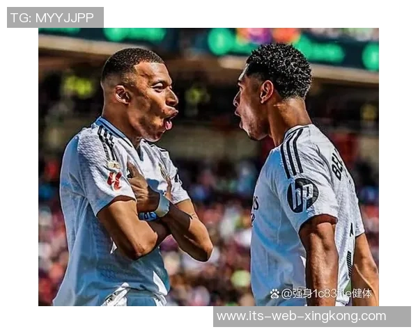 西甲皇马与巴黎圣日耳曼精彩对决直播全程回顾与分析